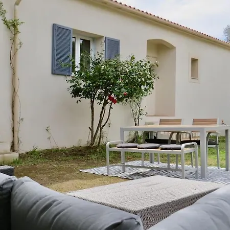 Jungle Room Avec Jacuzzi Prive Bastelicaccia