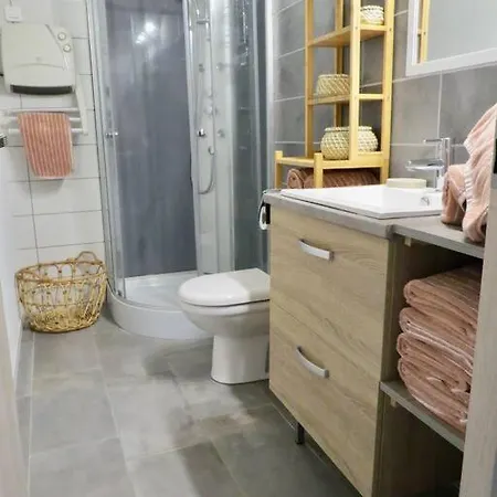 Jungle Room Avec Jacuzzi Prive